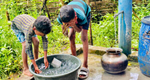 नियद नेल्लानार: नक्सल प्रभावित अचकट गांव में हर घर पहुंचा पीने का शुद्ध पानी….